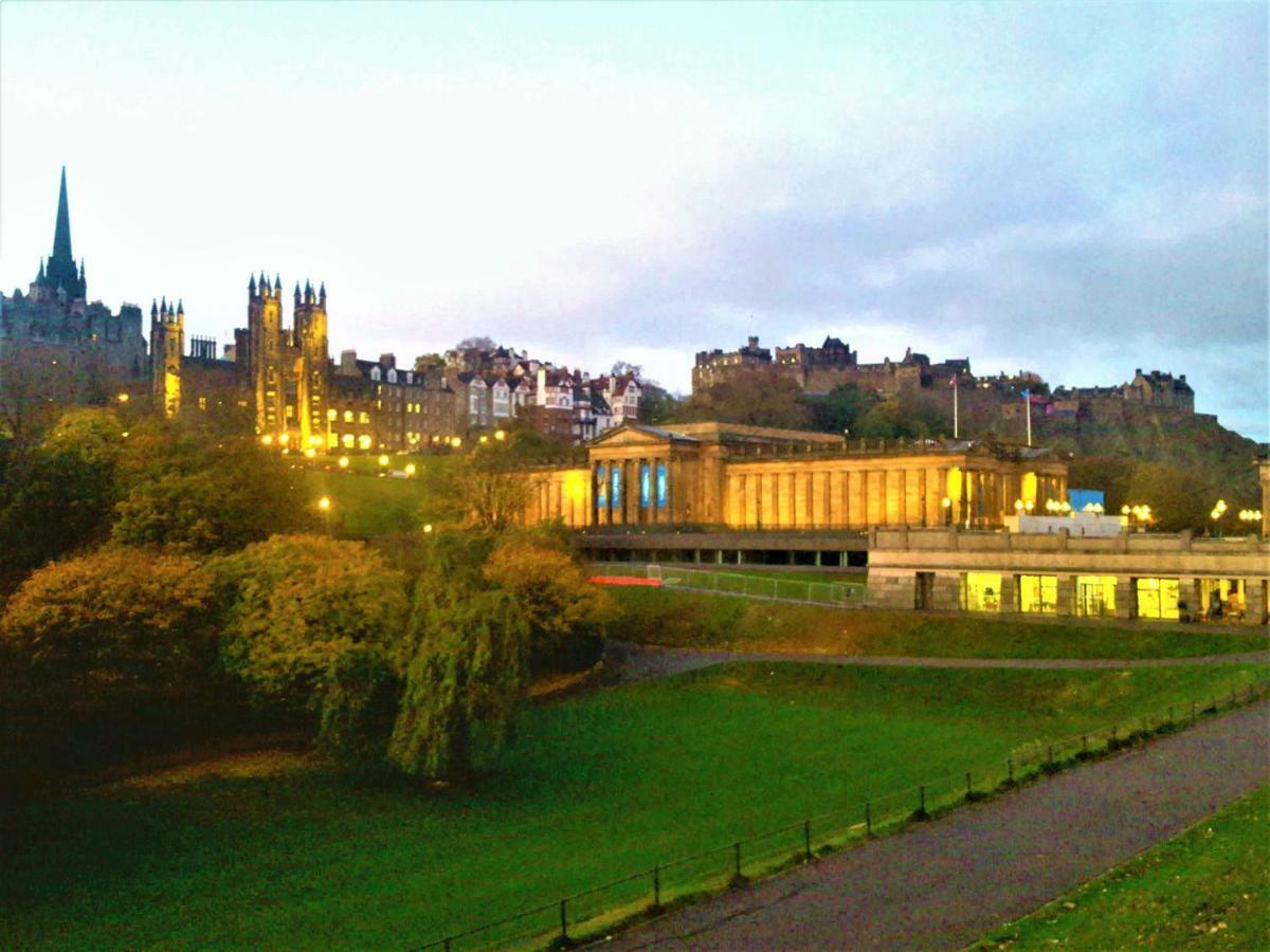 Bespoke Tours Scotland Accommodation @ Morrison Street Эдинбург Экстерьер фото